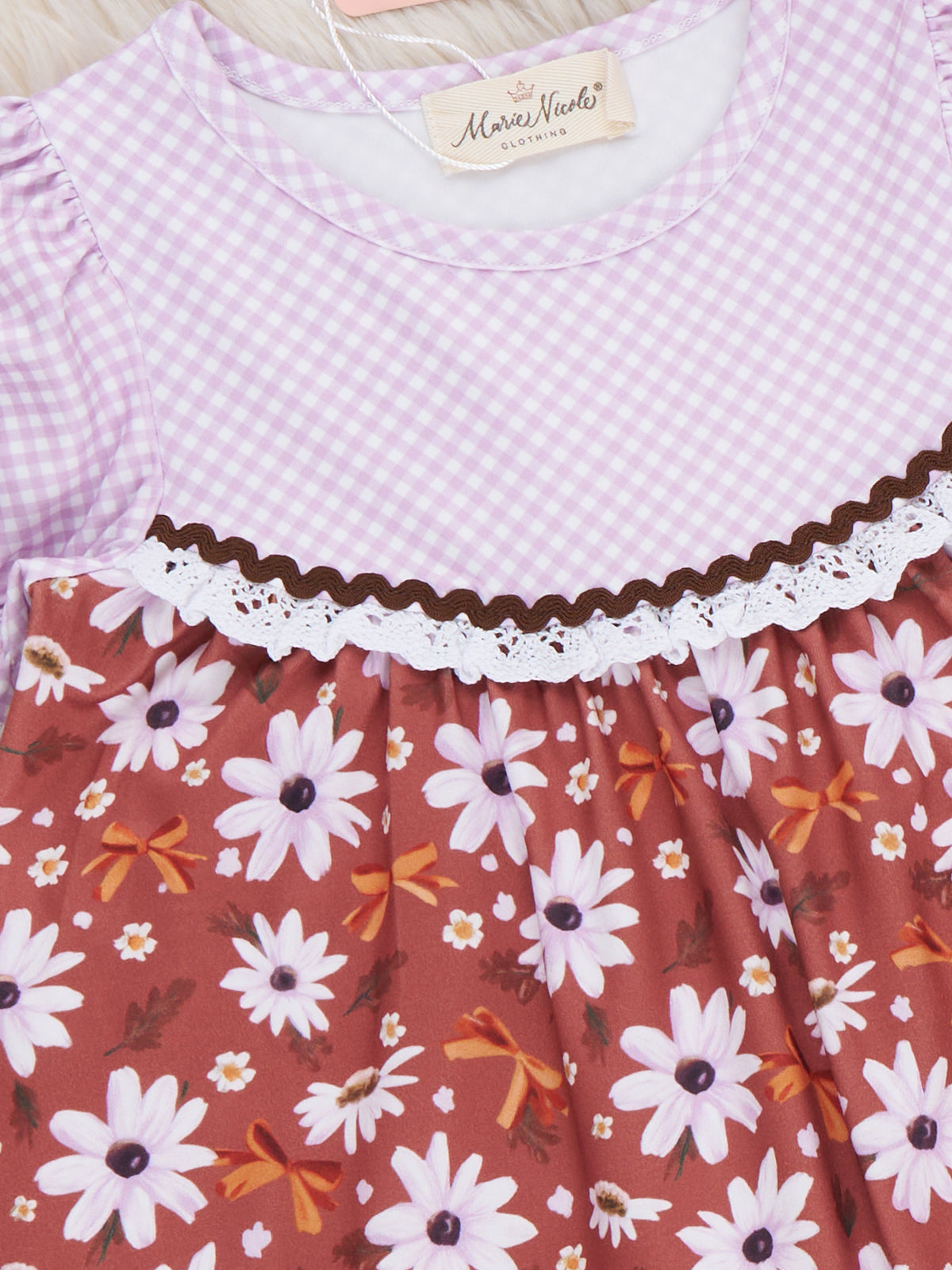 Soft Daisy Floral Outfit - Marie Nicole Clothing