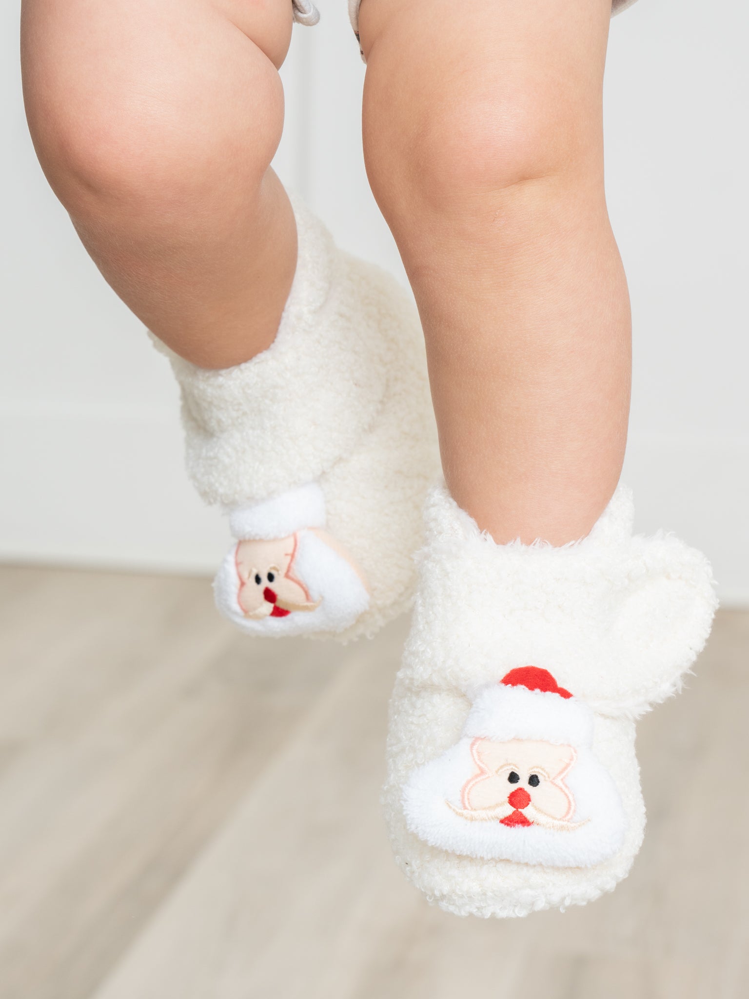 Soft Christmas Baby Booties - Unisex - Marie Nicole Clothing