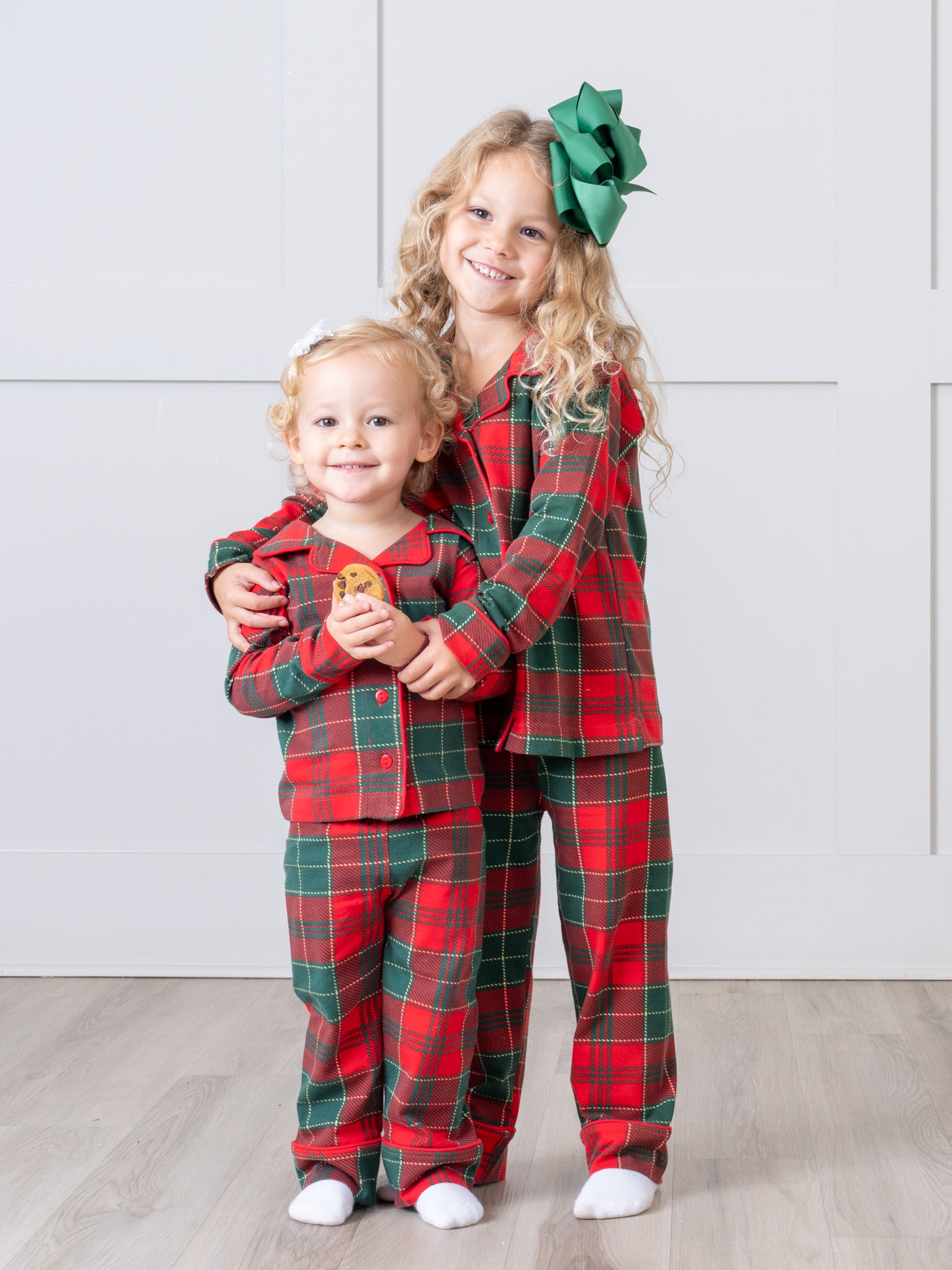 PajamaGram Red and Green Plaid Matching Family Christmas Pajamas Green  Women 's Medium / 8-10