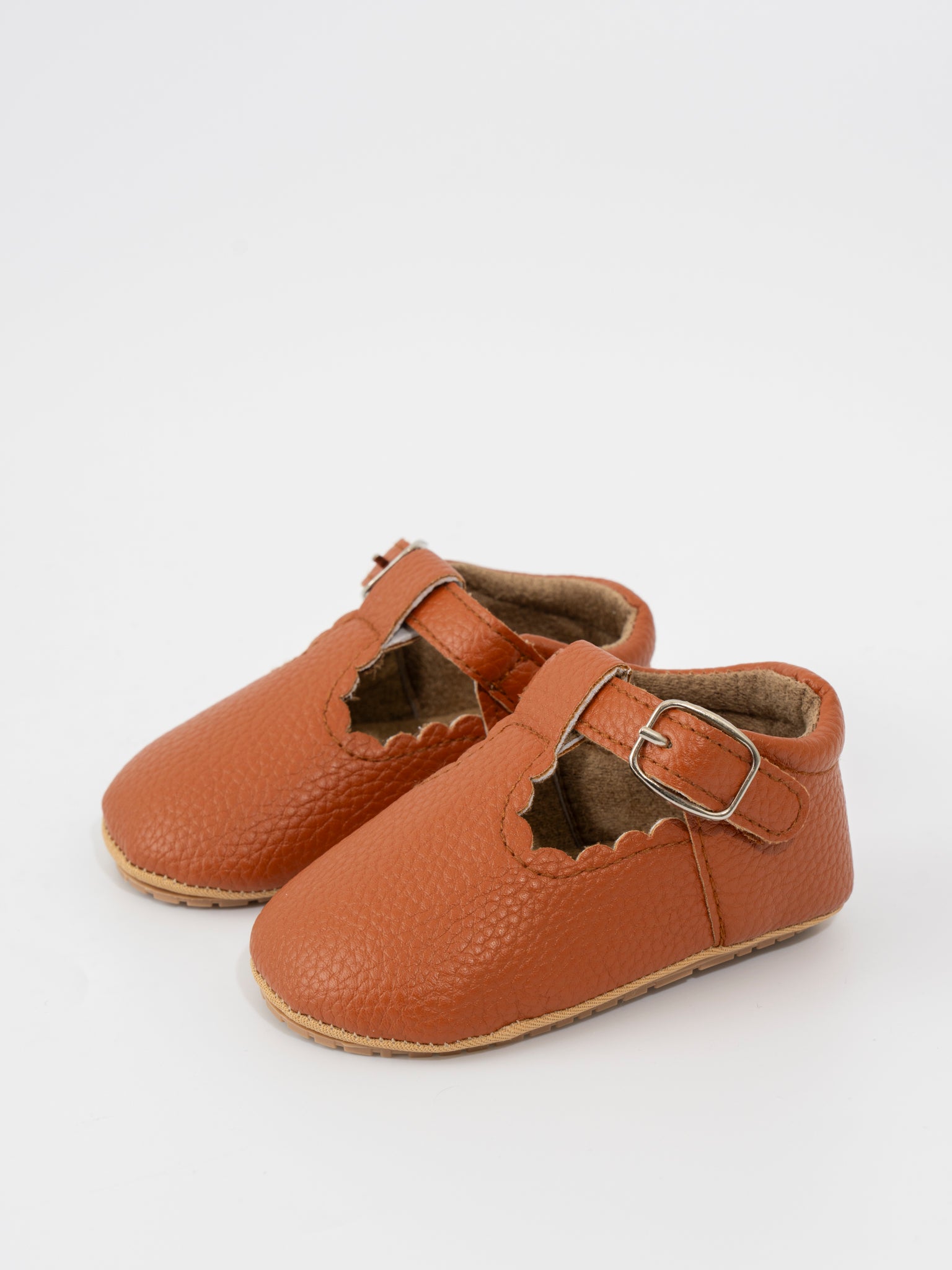 Infant Kid Accessories Classics Footwear T-Strap Scalloped Buckle Shoes