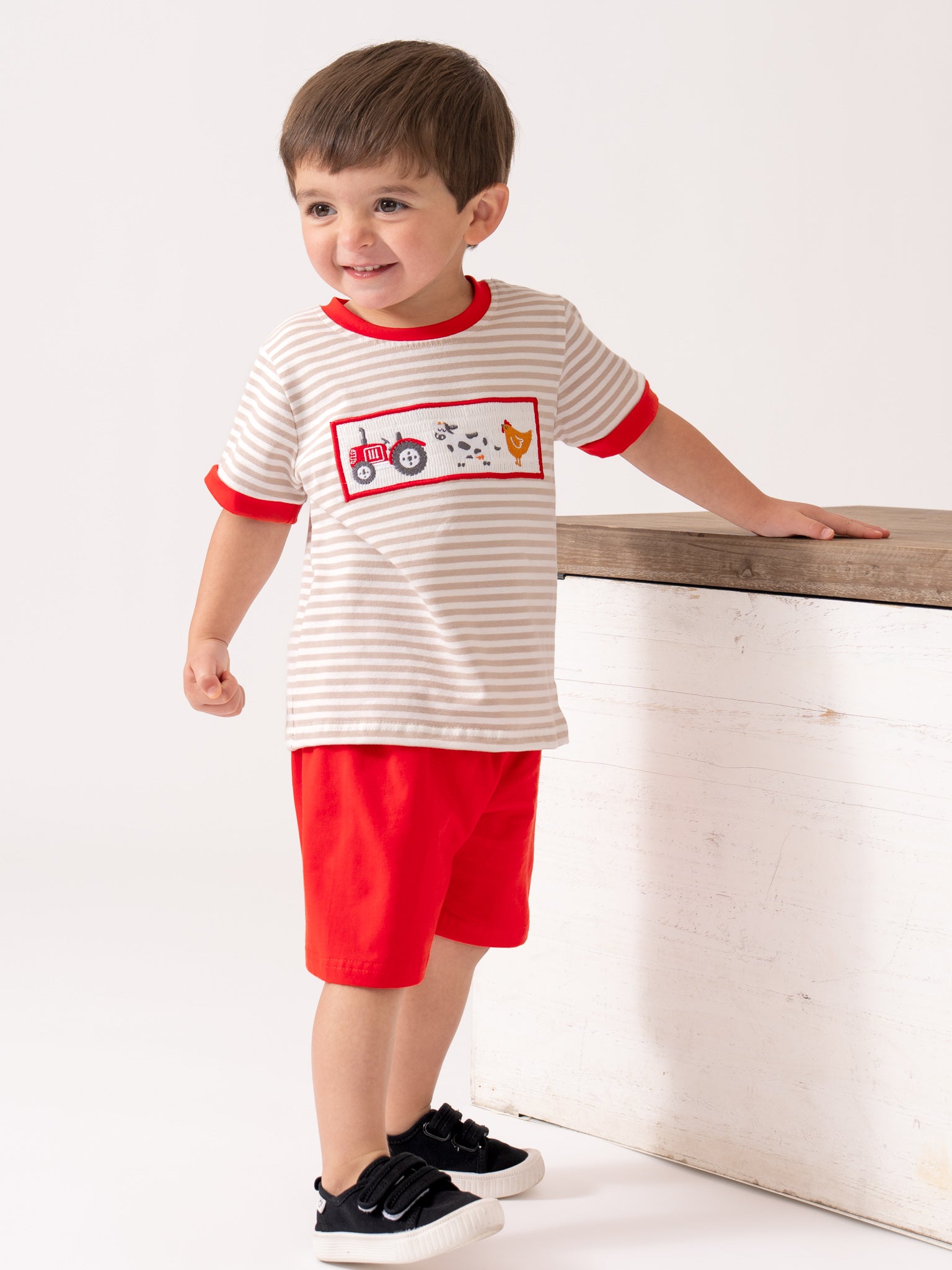 Farm Friends Smocked Outfit - Marie Nicole Clothing