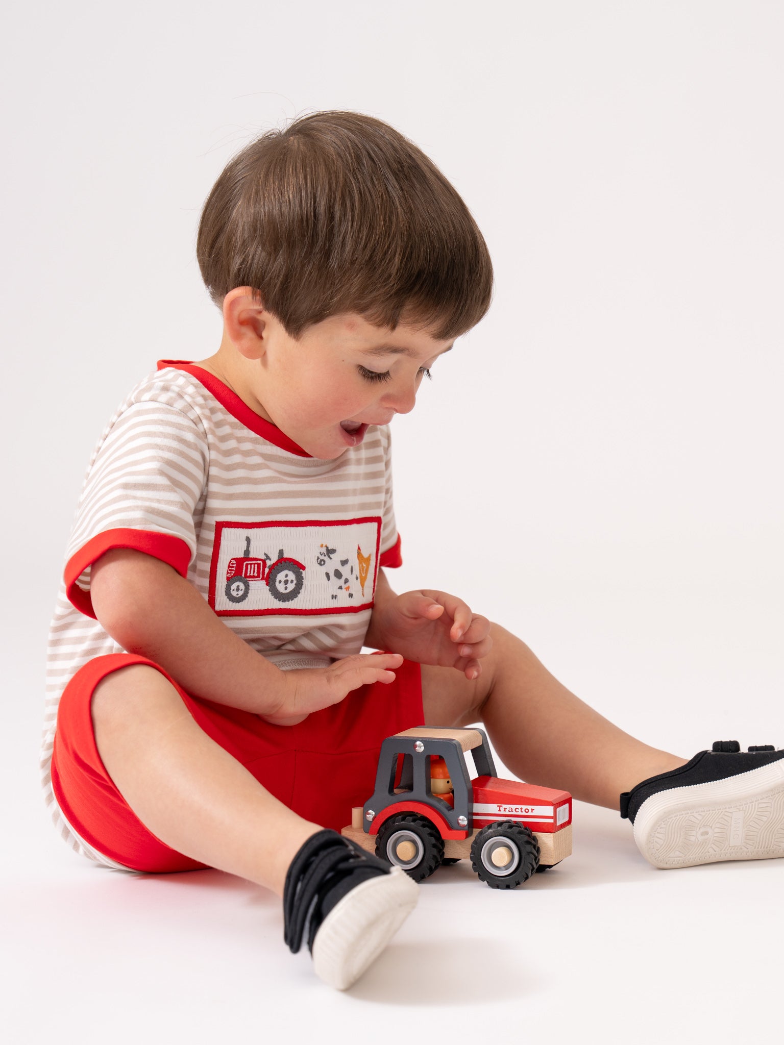 Farm Friends Smocked Outfit - Marie Nicole Clothing