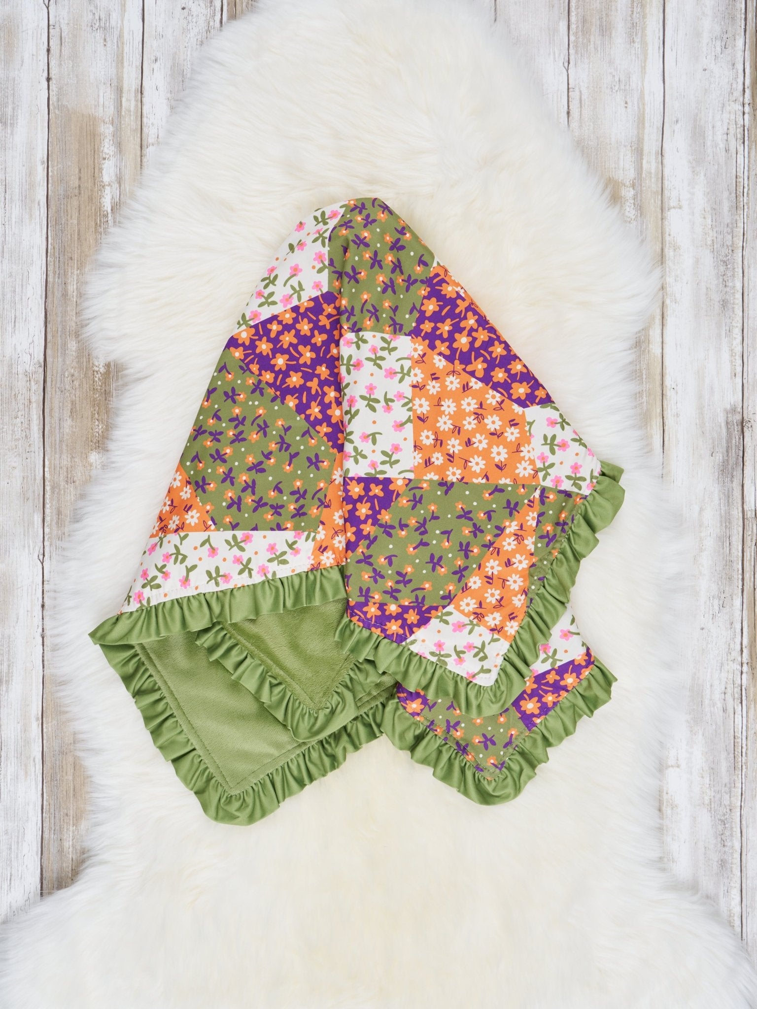 Geometric Floral Ruffle Blanket - Marie Nicole Clothing