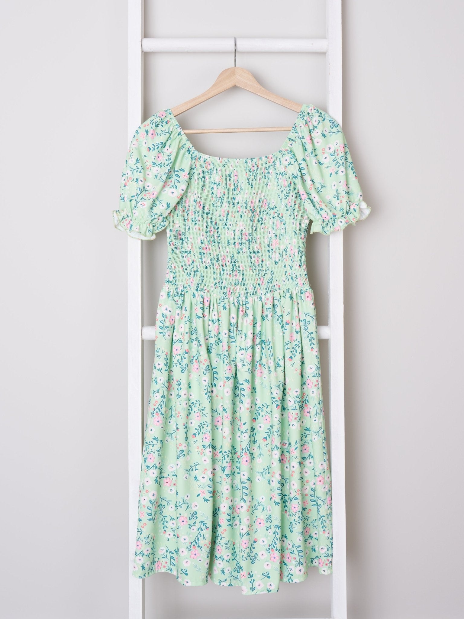 Mom & Me Mint Smocked Floral Puff Sleeve Dress - Marie Nicole Clothing
