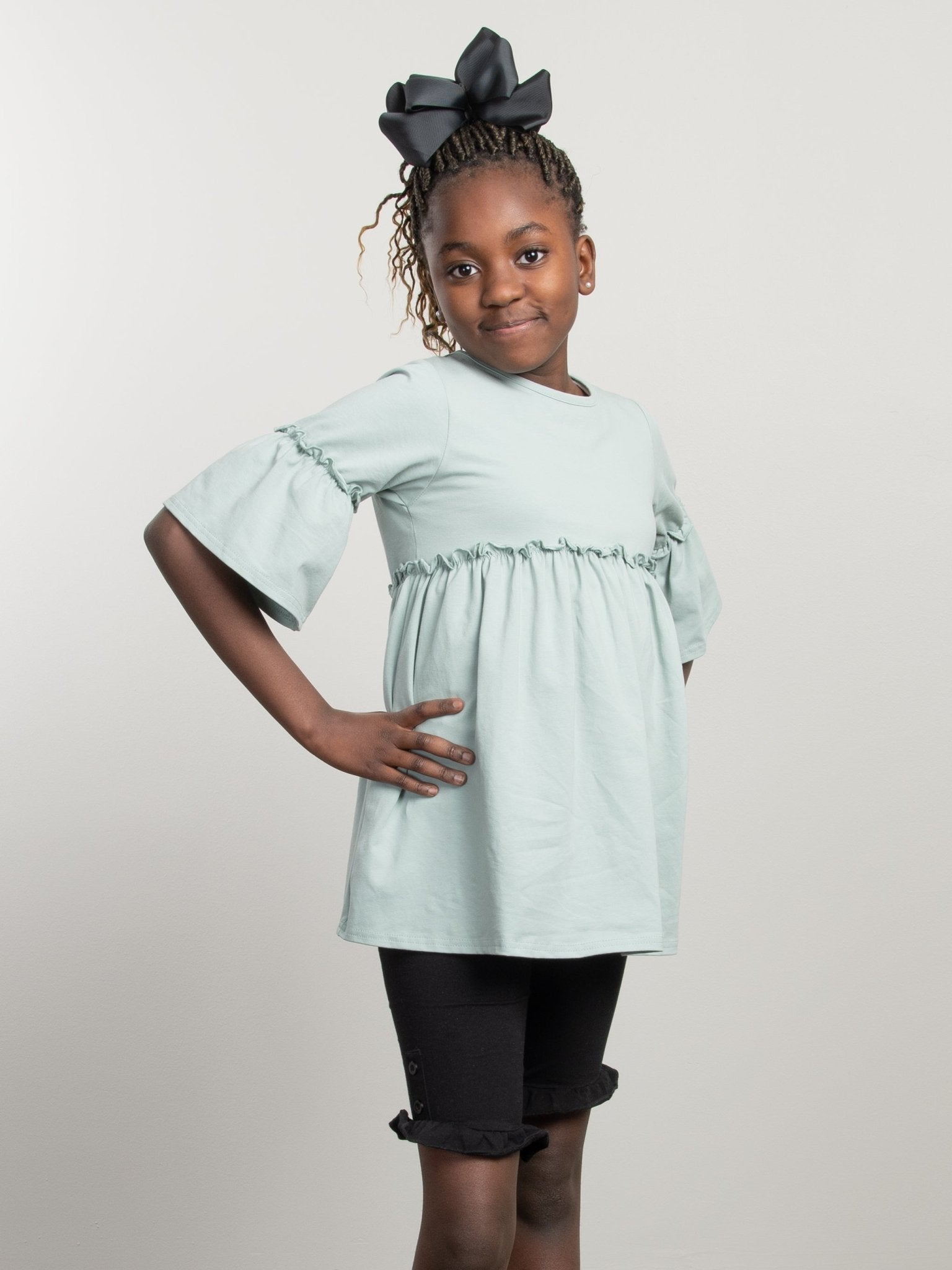 Cotton Button Ruffle Shorts - Black - Marie Nicole Clothing