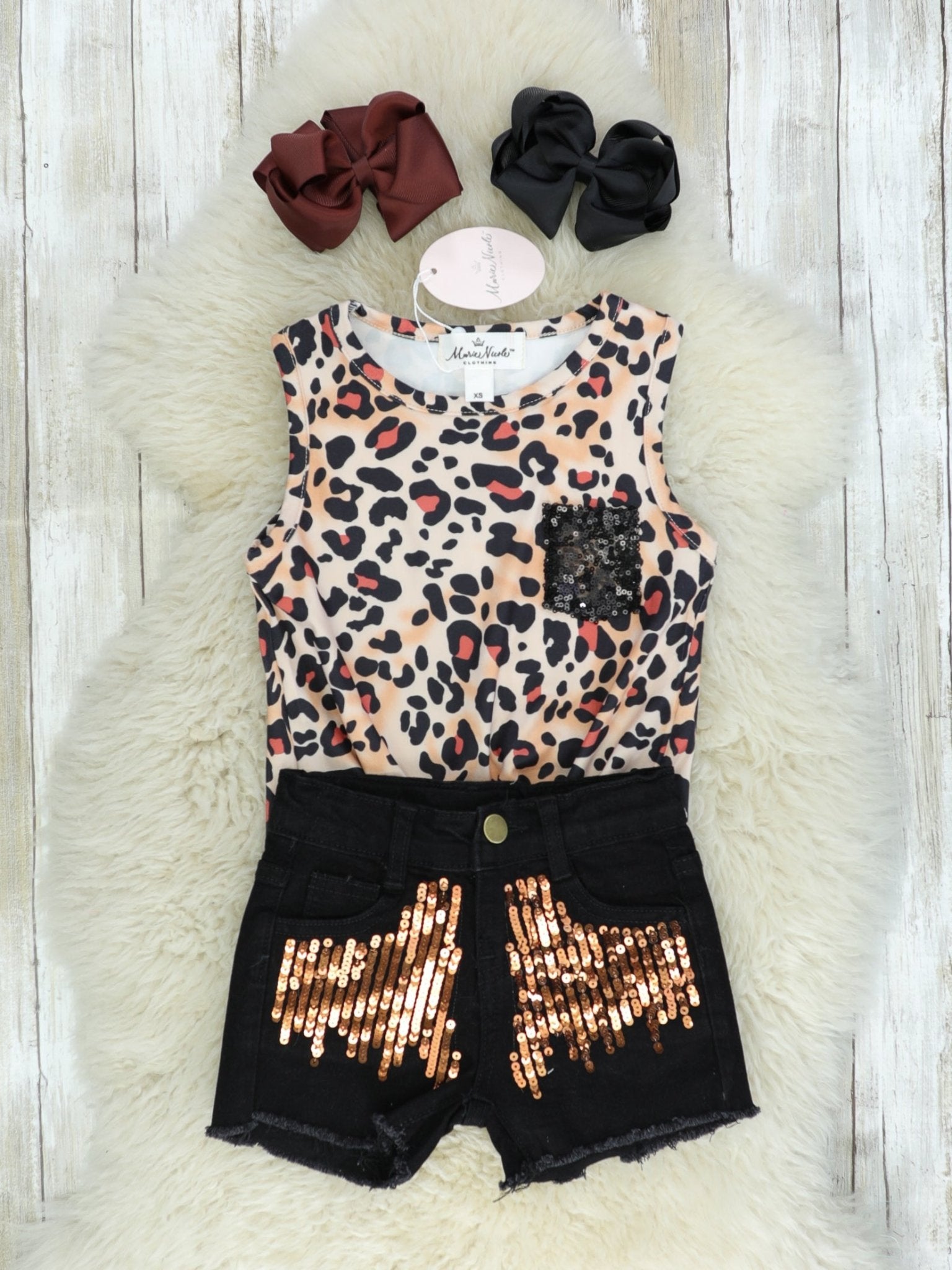 Peach Cheetah Knot Top & Distressed Denim Outfit - Marie Nicole Clothing