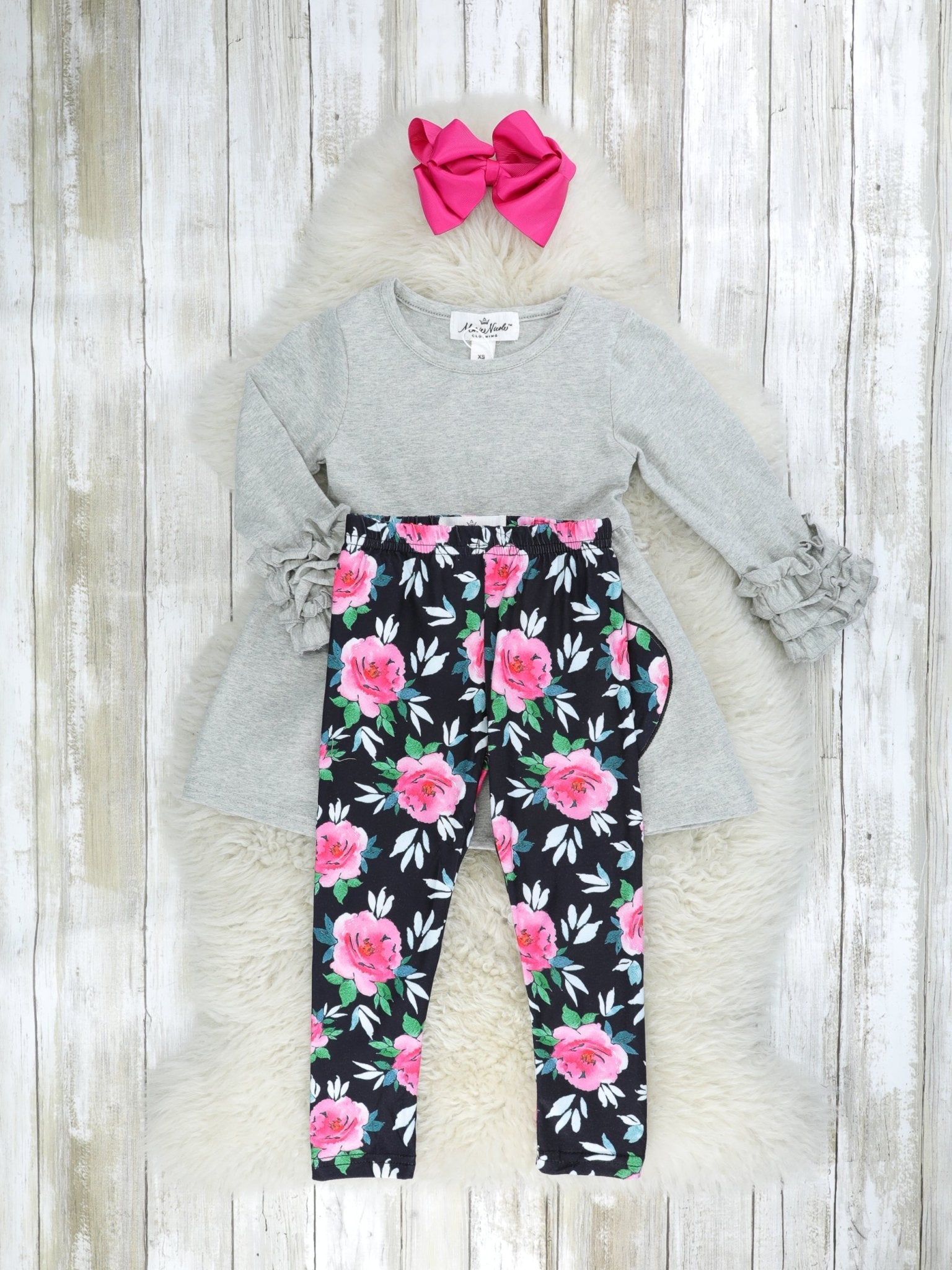 Rose Heart Icing Ruffle 3 - Piece Outfit - Marie Nicole Clothing