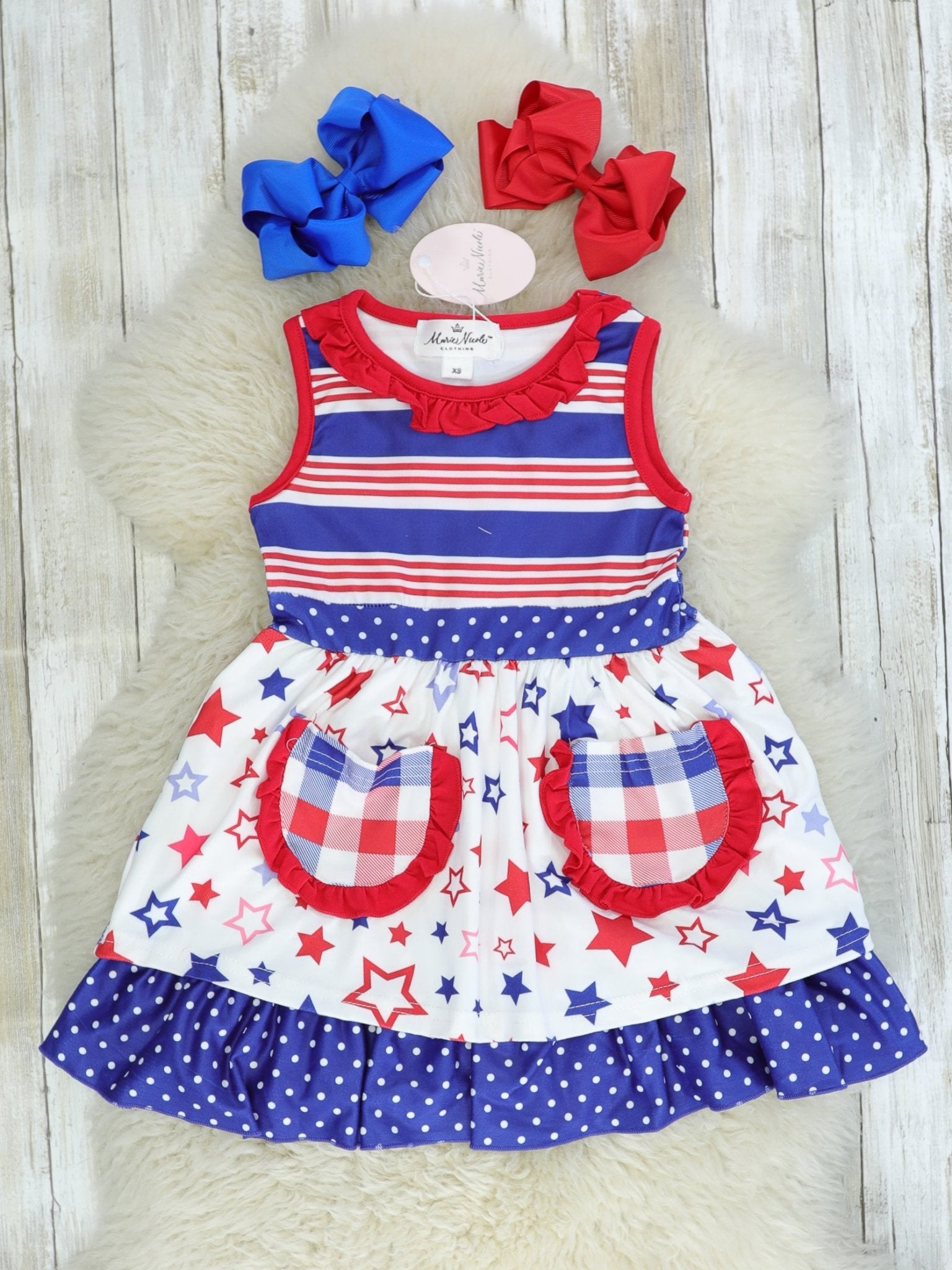 Red, White, & Blue Star Pocket Dress - Marie Nicole Clothing