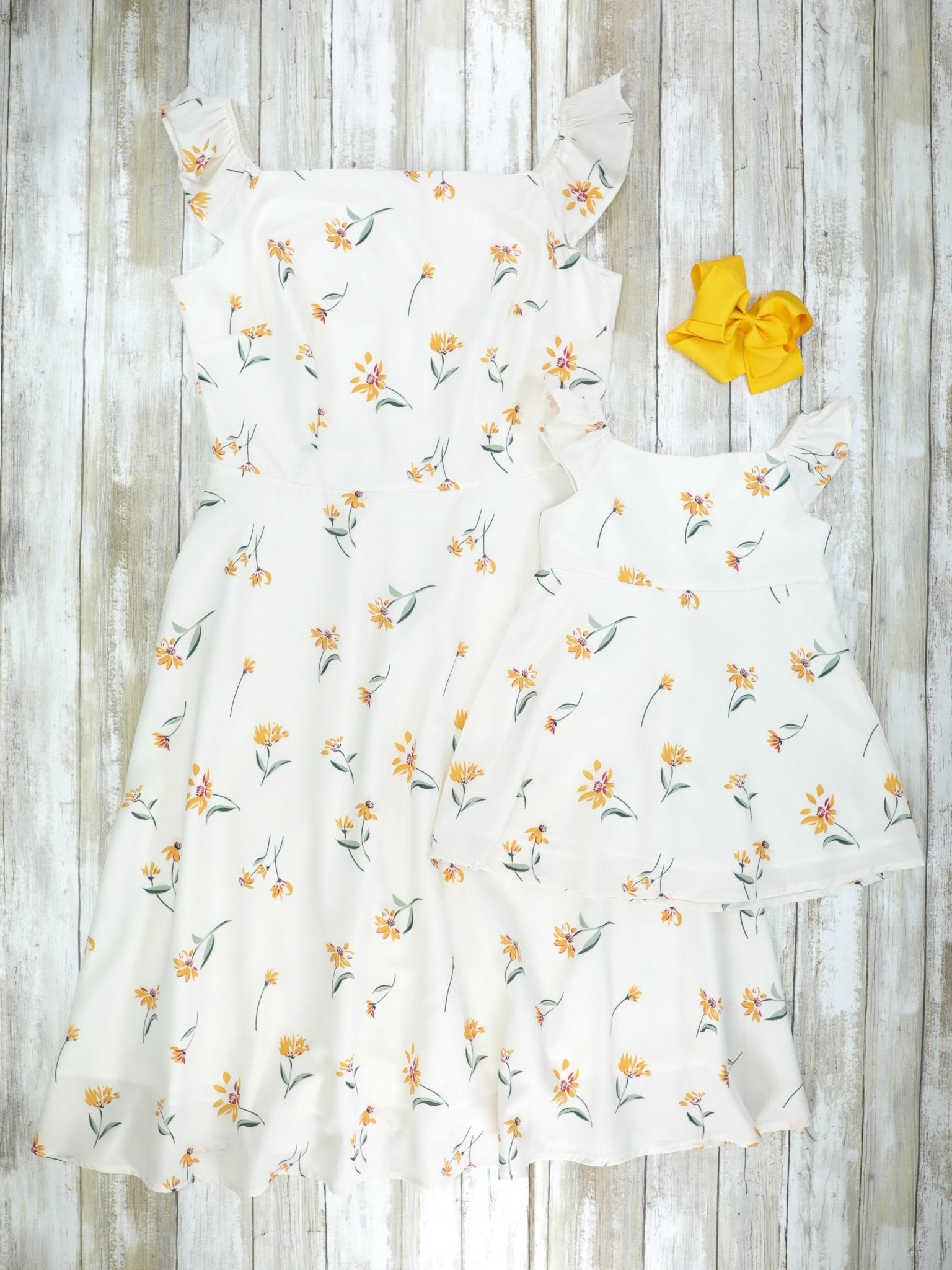 Mom & Me Dainty Floral Fluttersleeve Dress - Marie Nicole Clothing