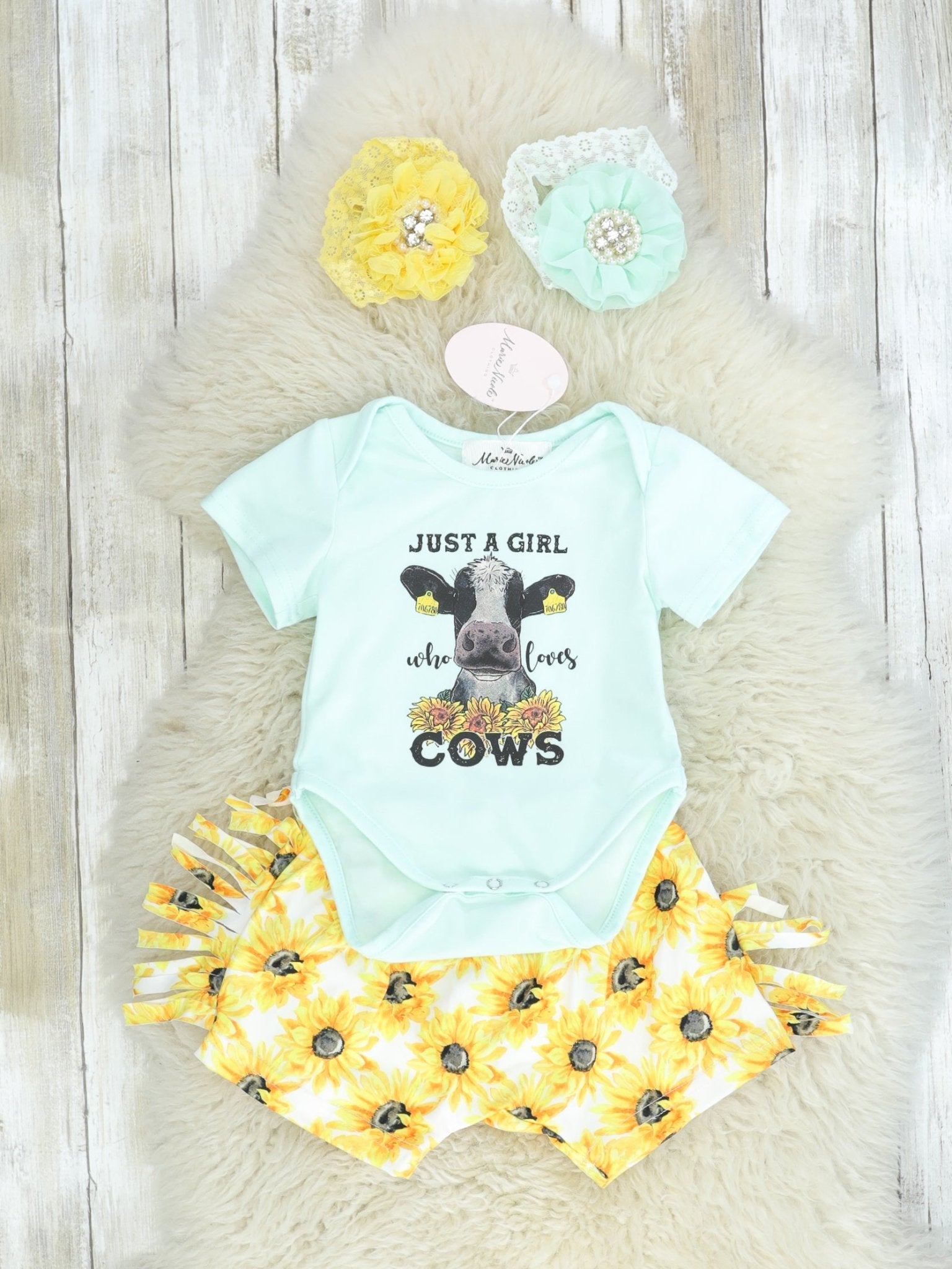 Girl Who Loves Cows Sunflower Fringe Bloomer Outfit - Marie Nicole Clothing