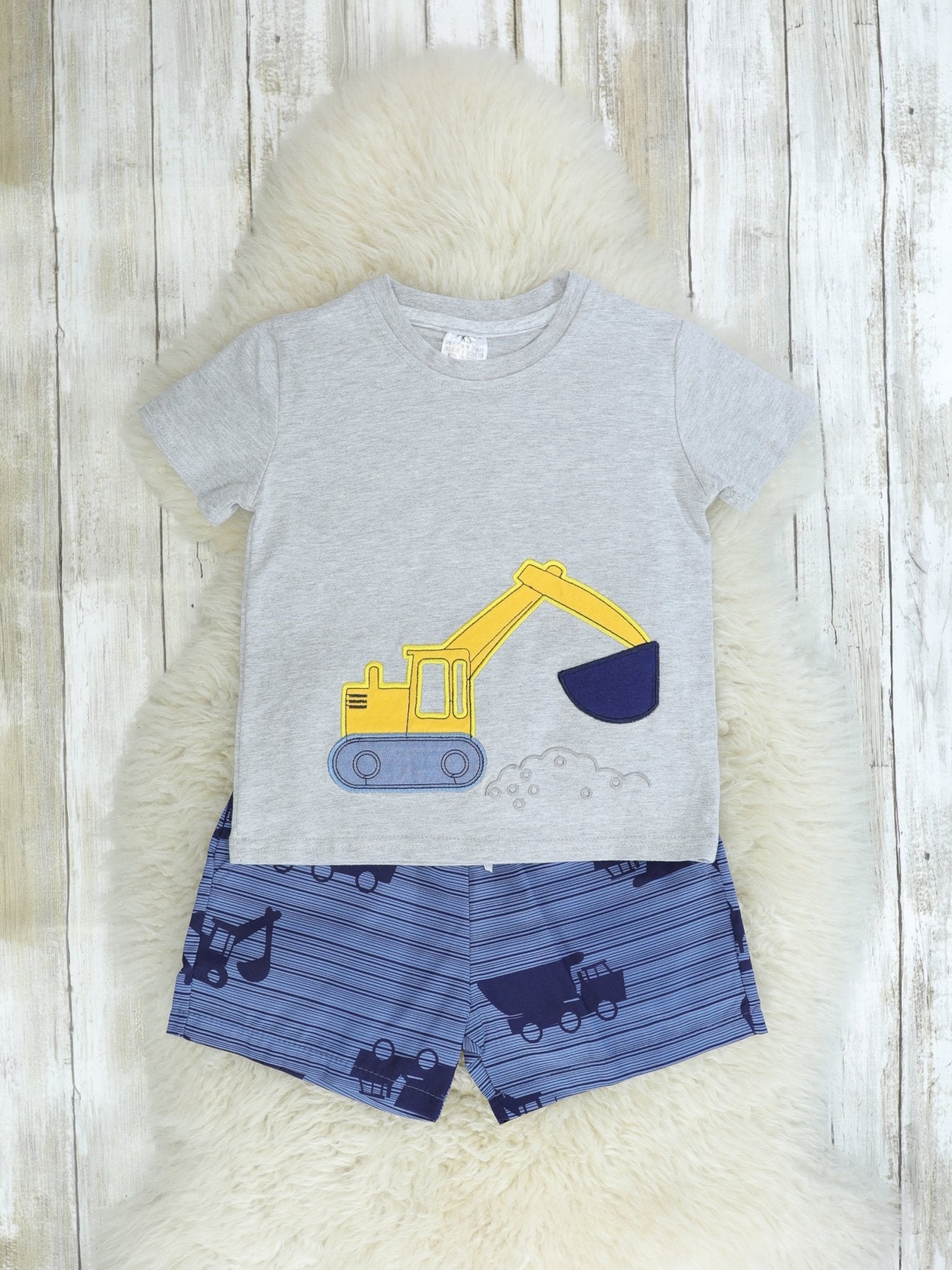 Grey Dozer Top & Shorts Outfit - Marie Nicole Clothing