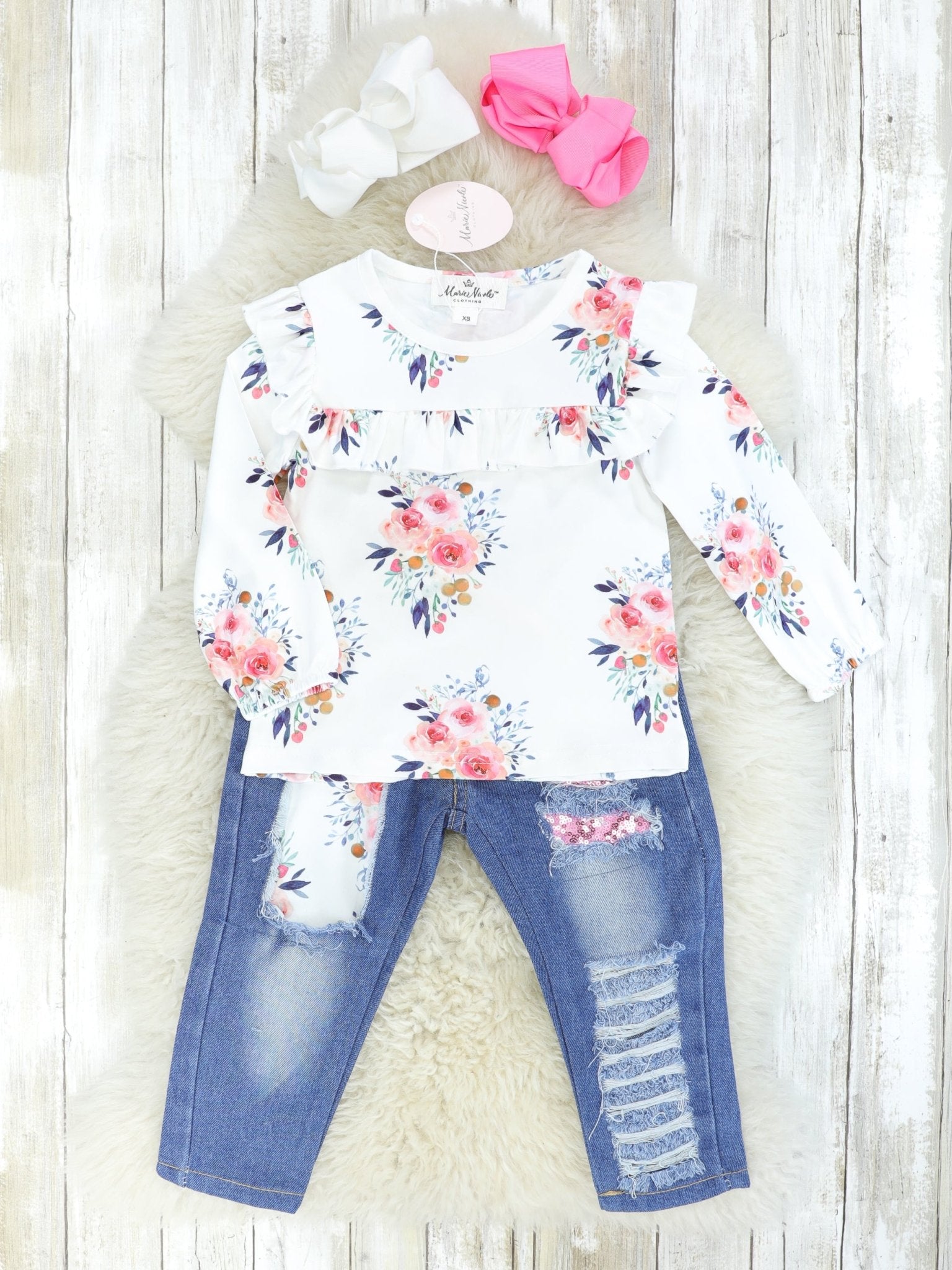 Light Pink Floral Top & Distressed Denim Outfit - Marie Nicole Clothing